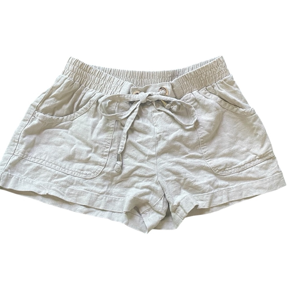 A. Byer Cream beige linen Shorts with Elastic Waistband